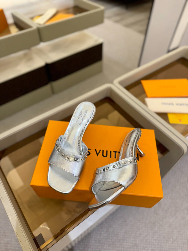 LV x TM 6AM Mule 4cm Pelle di pecora metallizzata argento 241218