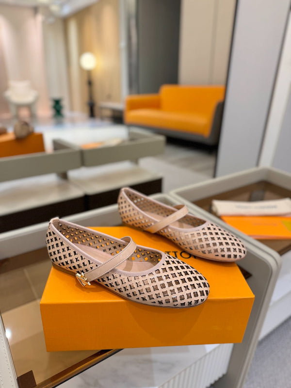 Romy Flat Ballerina Peach Perforated Patent Calf Leather 241230