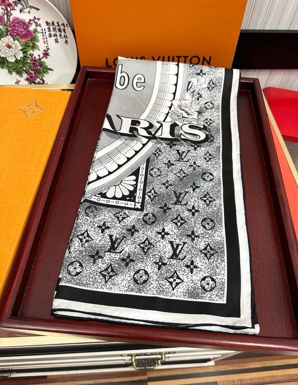 SCIARPA QUADRATA IN SETA MARVELOUS TRUNKS 90 CM NERO MIX BIANCO 399997