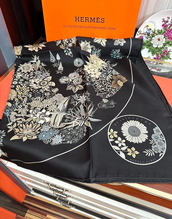 Planifleurs Scarf 90 CM Black Colorful Silk 404029