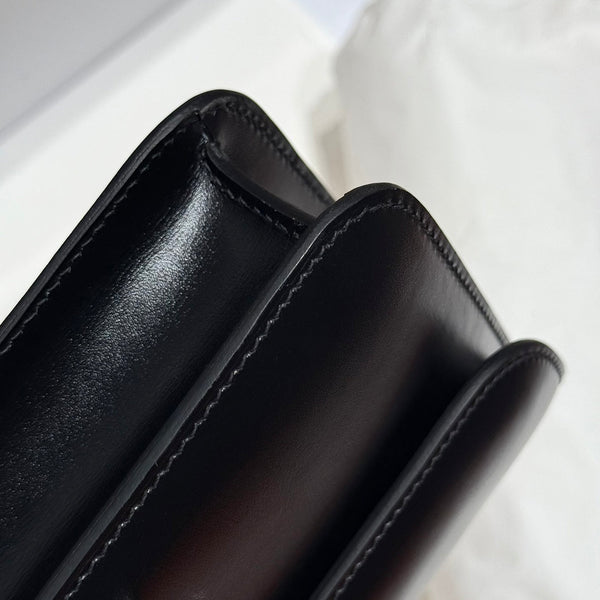 HM Constance Elan 24 Black Epsom Silver Hardware 237351