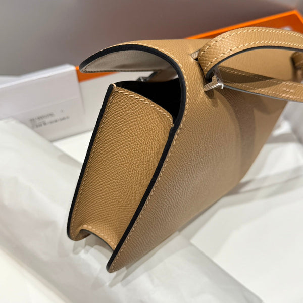 HM Constance Elan 24 Liquid Caramel Epsom Silver Hardware 237337