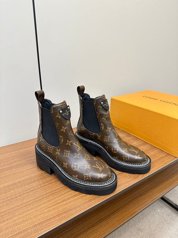Stivaletti LV Beaubourg in pelle di vacchetta monogramma marrone scuro