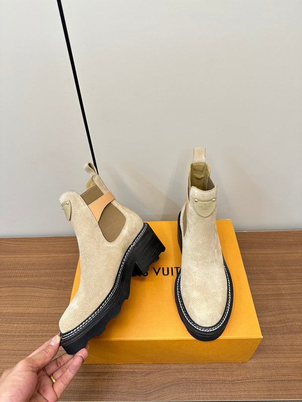 Stivaletto LV Beaubourg in pelle scamosciata beige