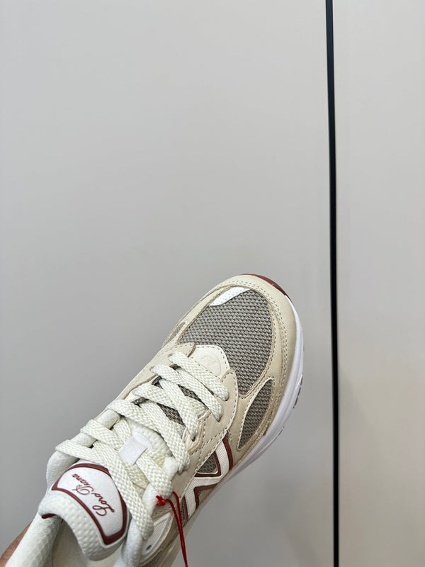 LP x NB 990v6 Sneaker 45mm In Ivory White Mix Grey Suede And Mesh Fabric 989828