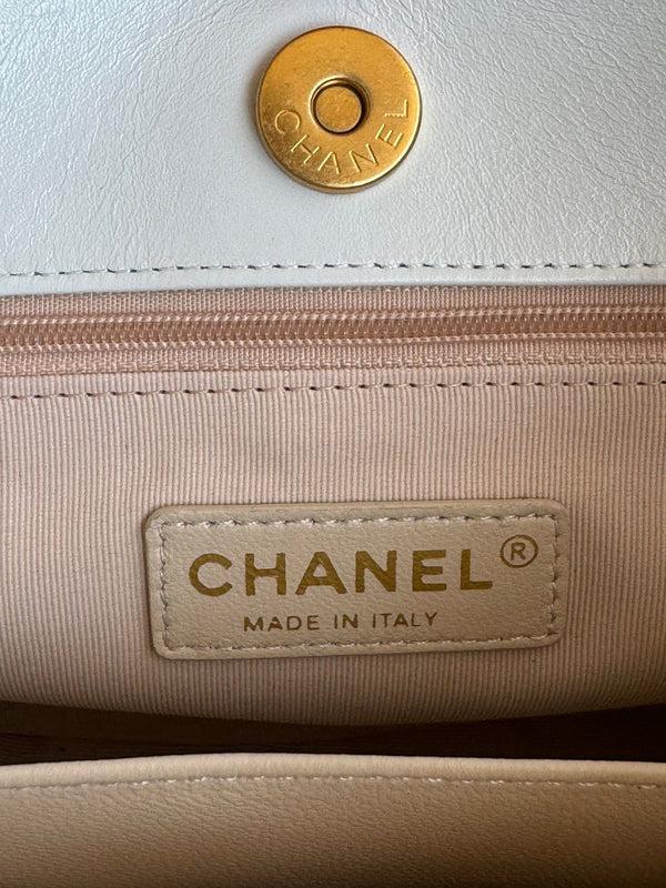 CC 23C Small Hobo Bag 21.5 Light Cloud Blue Lambskin Gold Hardware