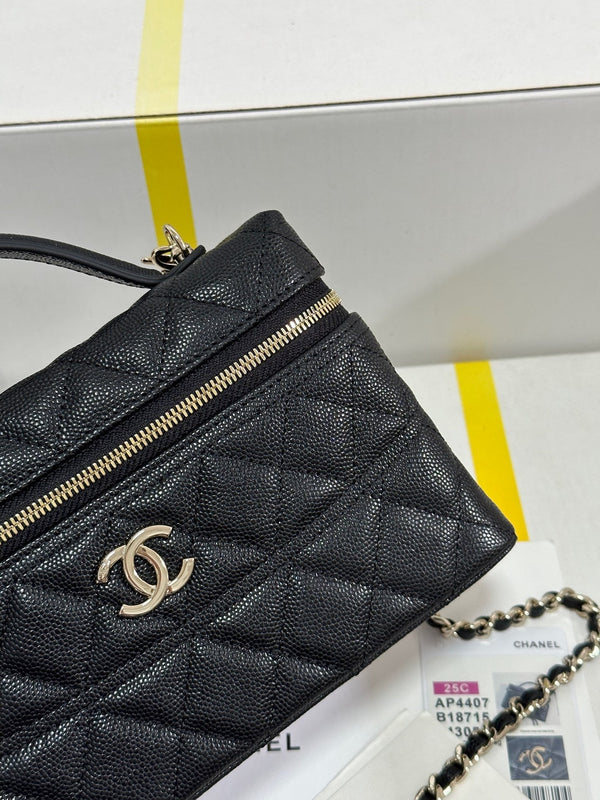 CC 25C Vanity Case 19.5cm Black Calfskin Light Gold Hardware 243640