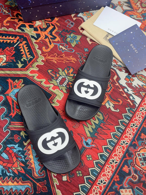 GG INTERLOCKING G SLIDE SANDAL BLACK RUBBER