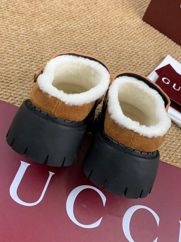 Gucci FW 25 Horsebit Suede Clog Camel Suede with Shearling 506444