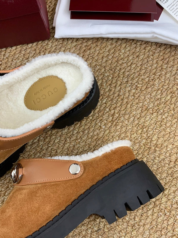 Gucci FW 25 Horsebit Suede Clog Camel Suede with Shearling 506444