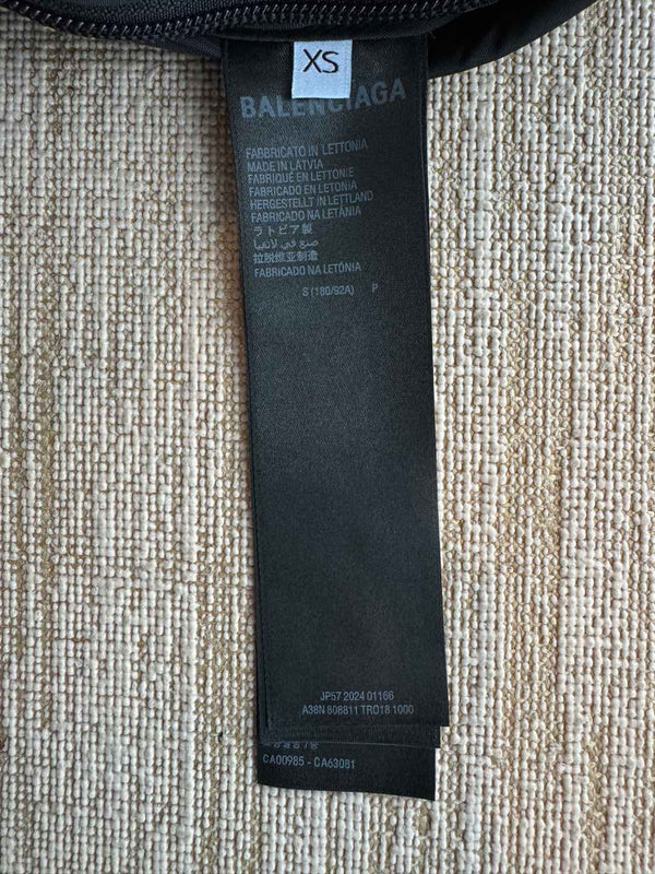 Balenciaga 25 Down Jackets Black Polyester 0026