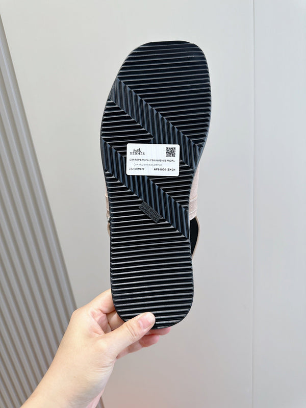 HM HENRIO FLAT SANDAL LIGHT GRAY SUEDE