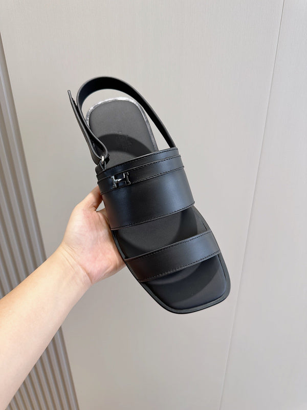 HM HENRIO FLAT SANDAL BLACK CALFSKIN