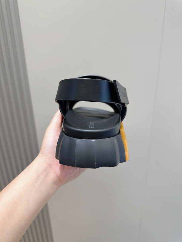 SANDALO HM ELECTRIC IN PELLE DI VITELLO NERA