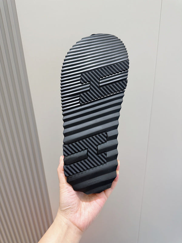 HM ELECTRIC SANDAL BLACK SUEDE AND CALFSKIN