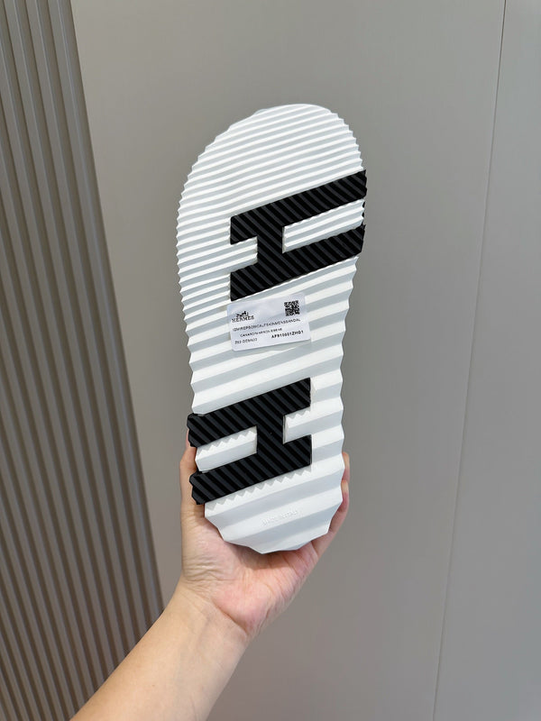 HM SLIPPERS BLACK AND WHITE MONOGRAM CANVAS