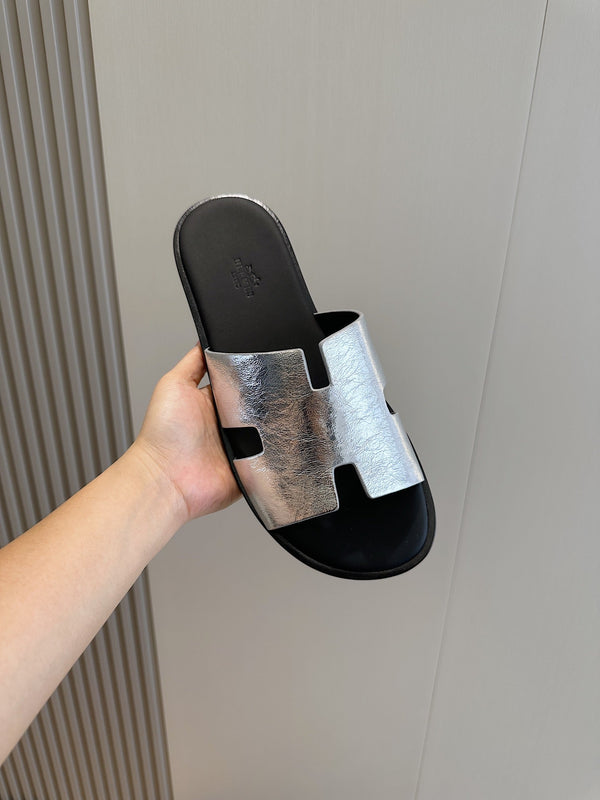 HM IZMIR SANDAL SILVER CALFSKIN