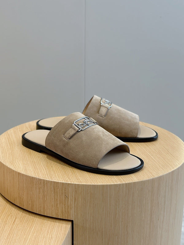 HM SILVER BUCKLE SLIPPERS LIGHT BROWN SUEDE