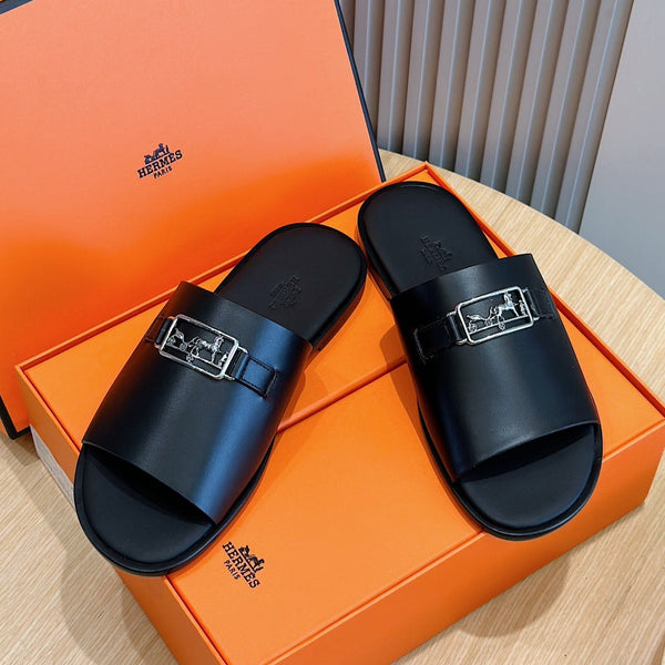 CIABATTE CON FIBBIA IN ARGENTO HM IN PELLE DI VITELLO NERA