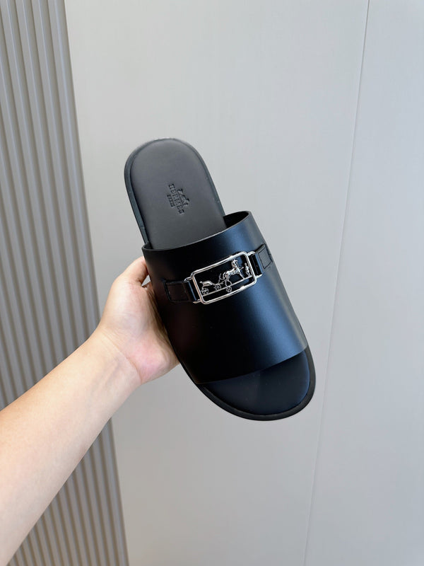 HM SILVER BUCKLE SLIPPERS BLACK CALFSKIN