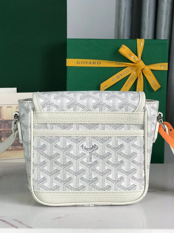 GRAND BLEU 16 IN WHITE GOYARDINE CANVAS AND LAMBSKIN