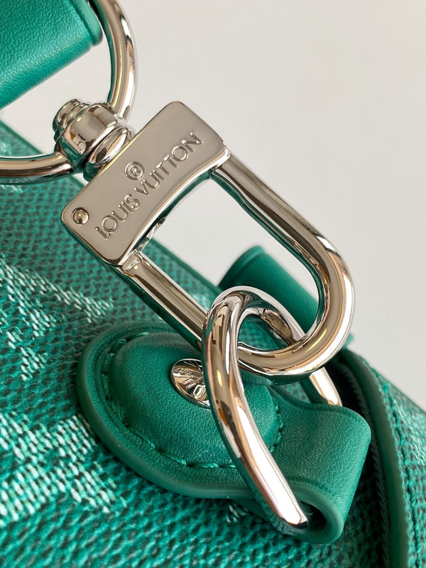 LV Soul Trunk handbag 19cm Green mix White Canvas Leather 252098