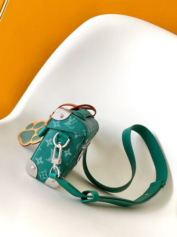 LV Soul Trunk handbag 19cm Green mix White Canvas Leather 252098