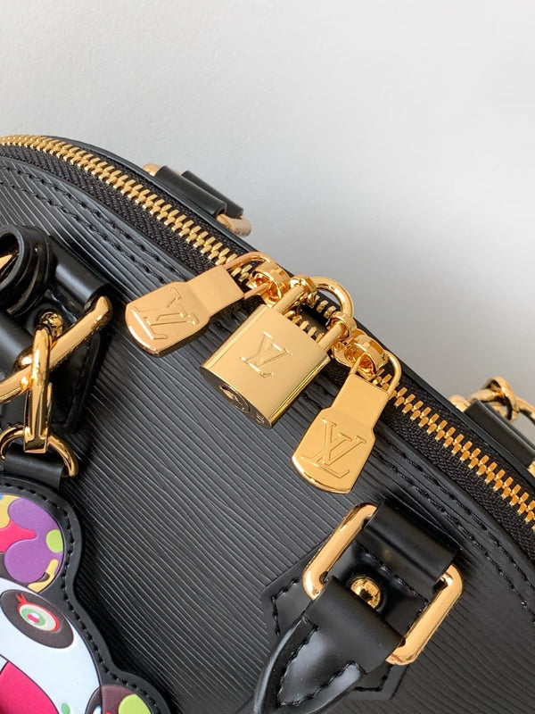 LVxTM Alma BB Handbag 18cm Black Epi Cowhide Metal GHW