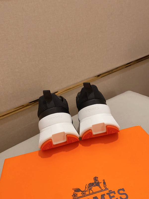 HM BOUNCING SNEAKER IN TESSUTO NERO