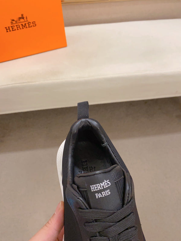 HM BOUNCING SNEAKER IN TESSUTO NERO