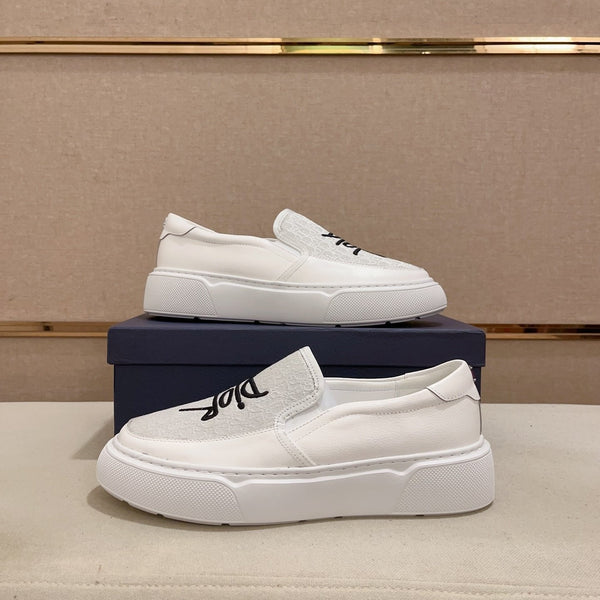 CD B23 SLIP ON WHITE CALFSKIN AND JACQUARD