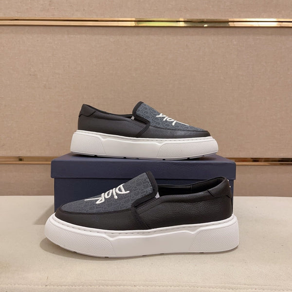 CD B23 SLIP ON BLACK CALFSKIN AND JACQUARD