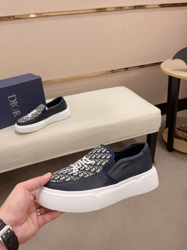 CD B23 SLIP ON NAVY CALFSKIN AND JACQUARD