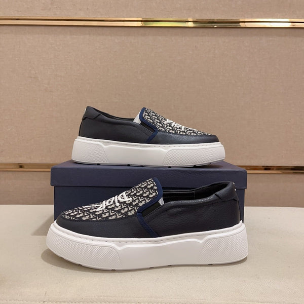 CD B23 SLIP ON NAVY CALFSKIN AND JACQUARD