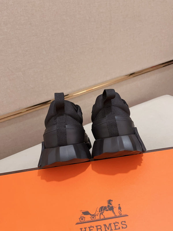 HM BOUNCING SNEAKER BLACK CALFSKIN