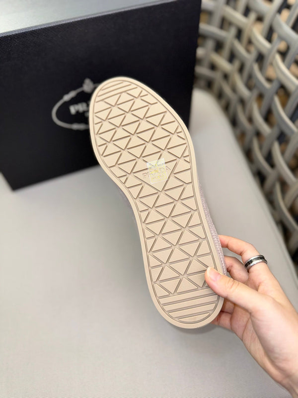 PRA LOAFER IN EGG NOG BEIGE SUEDE