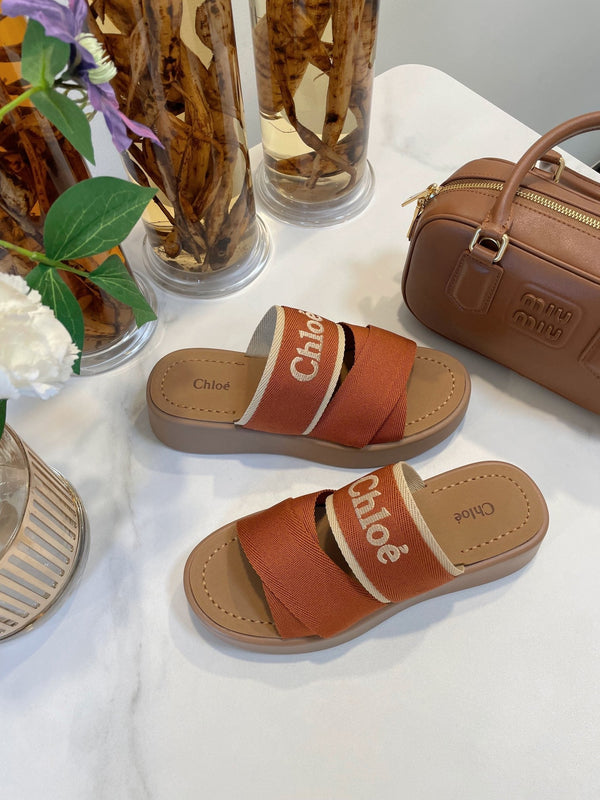 CHLOÉ WOODY WEDGE SANDALS IN BRONZE BROWN CANVAS WITH CIDER BROWN RUBBER SOLE