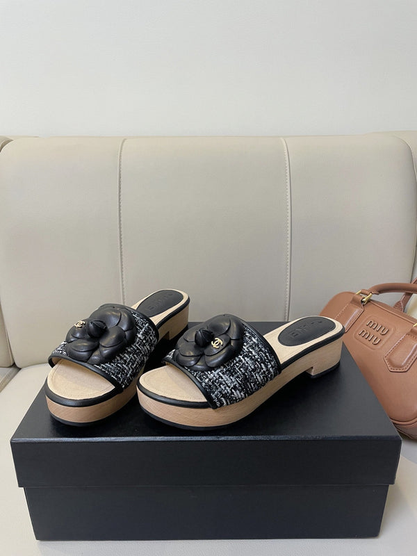 cc mule sandal 45 black white fabric beige calfskin