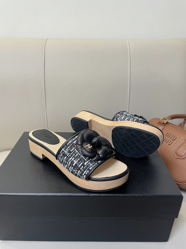 cc mule sandal 45 black white fabric beige calfskin