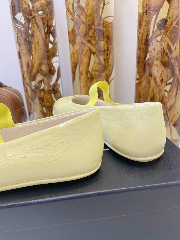 CC Mary Janes In Light Yellow Glossy Lambskin 144382