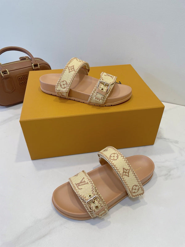 Bom Dia Flat Comfort Mule Beige Monogram Embossed Print Classic 241337