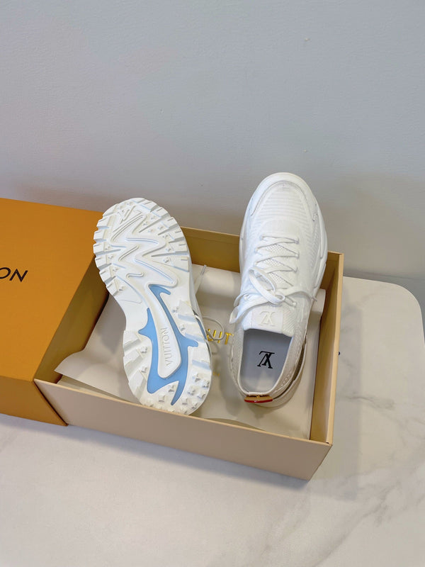 LV Runner Tatic Sneaker White Frabic 500227