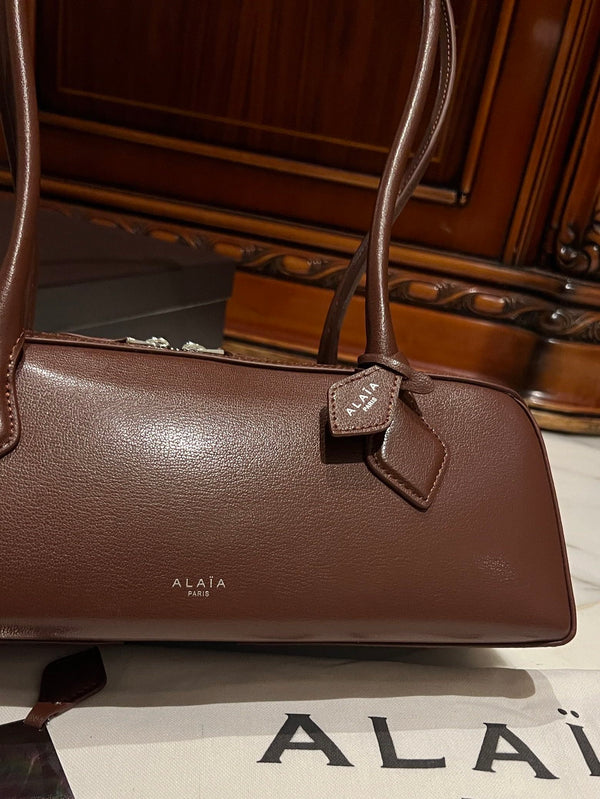 LE TECKEL MEDIUM BAG 33 IN QUINCY BROWN GOATSKIN