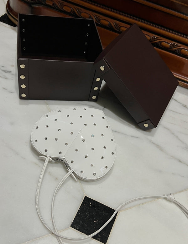 LE COEUR BAG 21 IN WHITE PATENT CALFSKIN ATTACHED STRASS