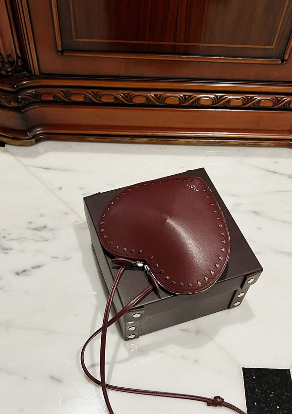 LE COEUR BAG 21 IN BURGUNDY RED CALFSKIN WITH STUDDED HEART