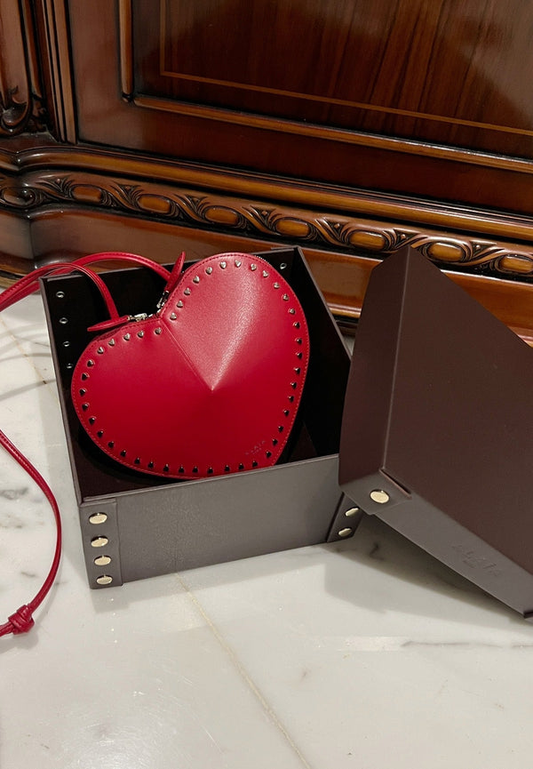 LE COEUR BAG 21 IN CLASSIC RED CALFSKIN WITH STUDDED HEART