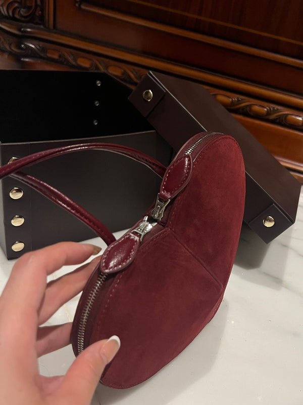 LE COEUR BAG 21 IN BURGUNDY RED SUEDE