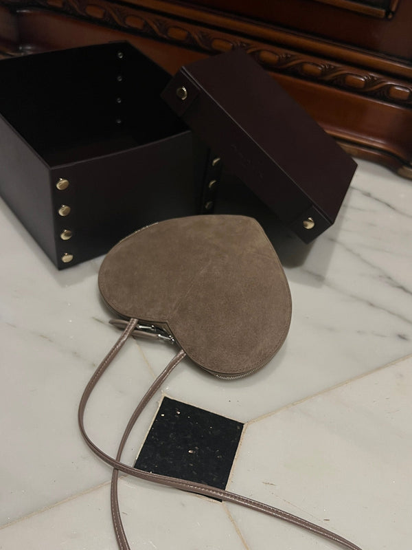 LE COEUR BAG 21 IN HEAVY BROWN SUEDE
