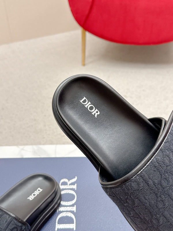 CD Aqua Sandals Black Oblique Jacquard Frabic 476662