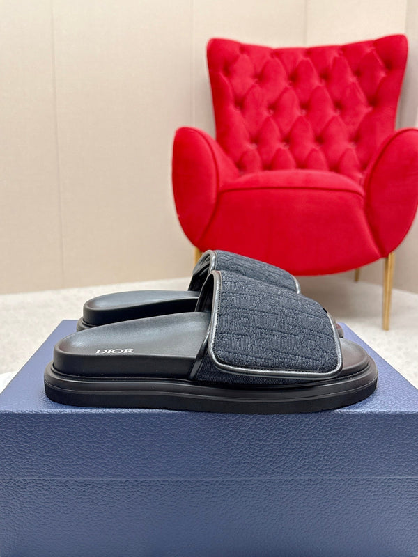 CD Aqua Sandals Black Oblique Jacquard Frabic 476662